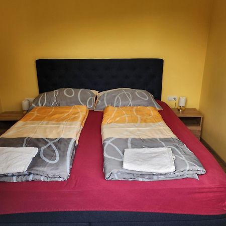 Haus Yuphin Villa Hart bei Graz Dış mekan fotoğraf